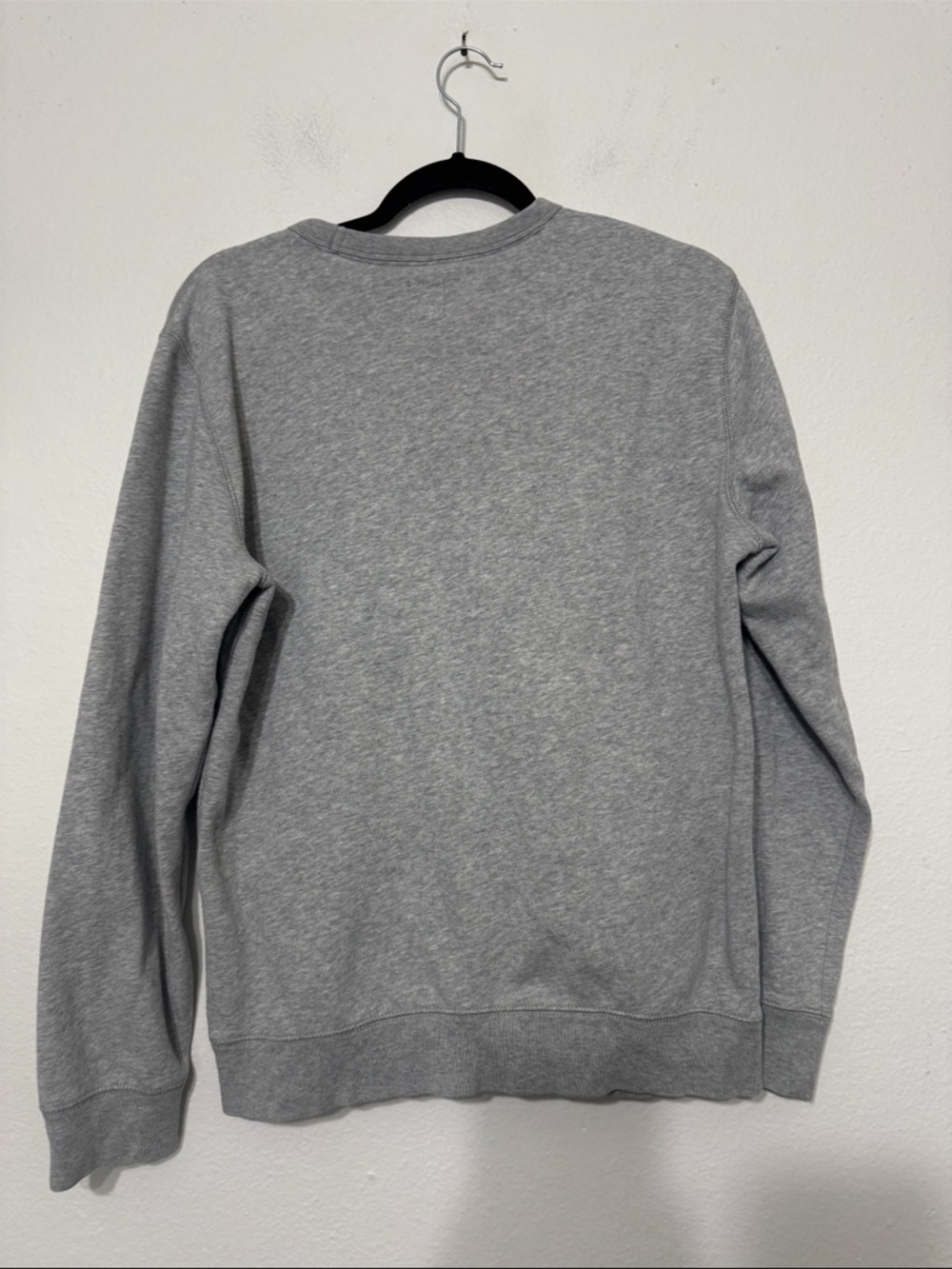 Gap Men’s Logo Crewneck Pullover Sweat shirt 
Size small - Picture 5 of 9